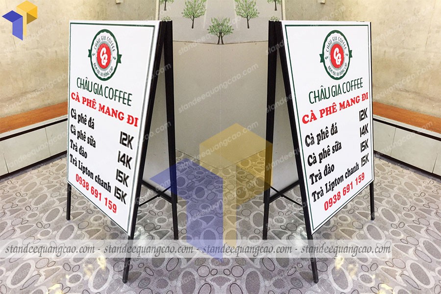 standee chữ A